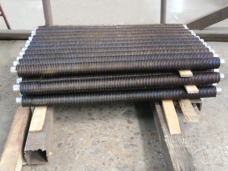 Stainless steel finned tubes